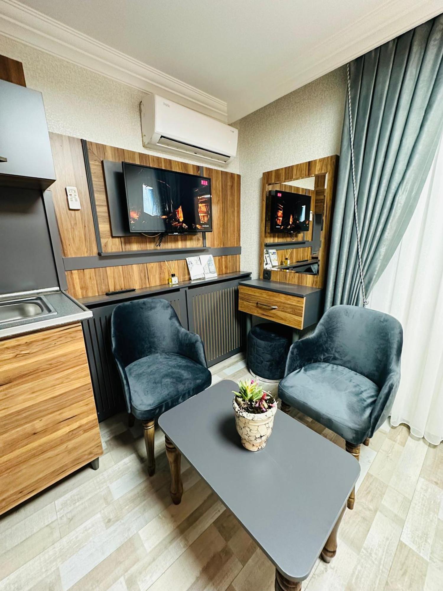 Taksim La Serena Hotels Стамбул Экстерьер фото
